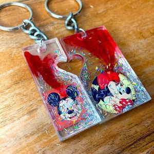Mickey & Minnie Mouse matching keychain set